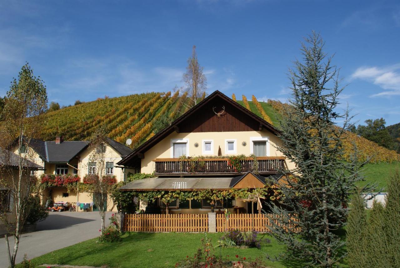 Hotel Weingut Lieschnegg Leutschach Esterno foto