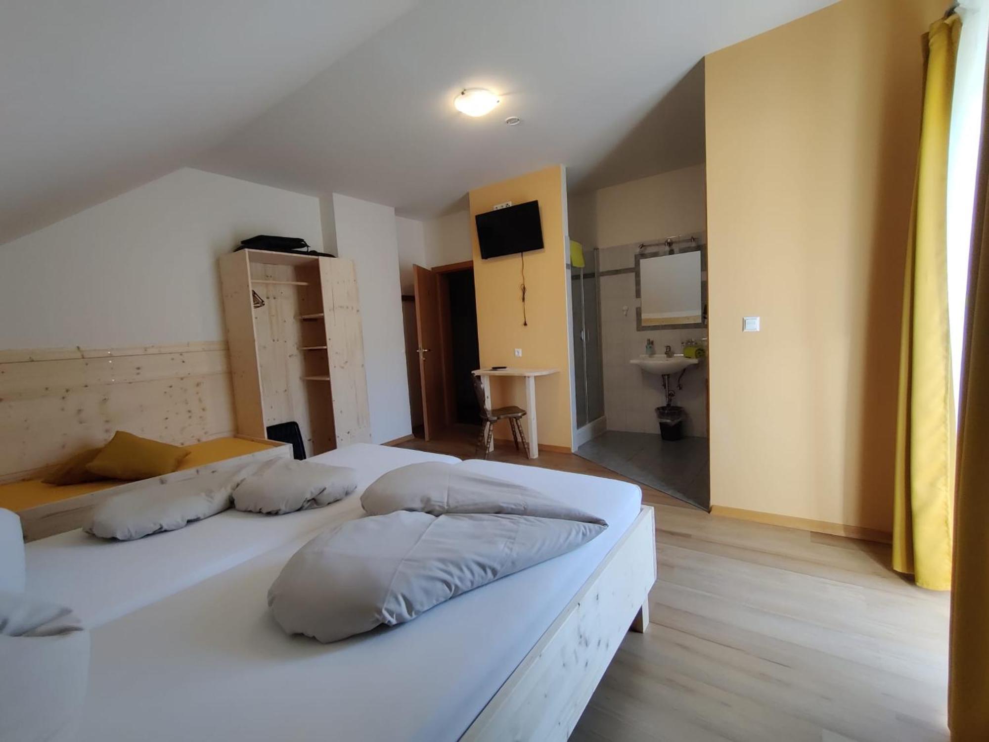 Hotel Weingut Lieschnegg Leutschach Esterno foto